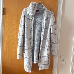 Cozy Light Gray/Black Hooded Cardigan